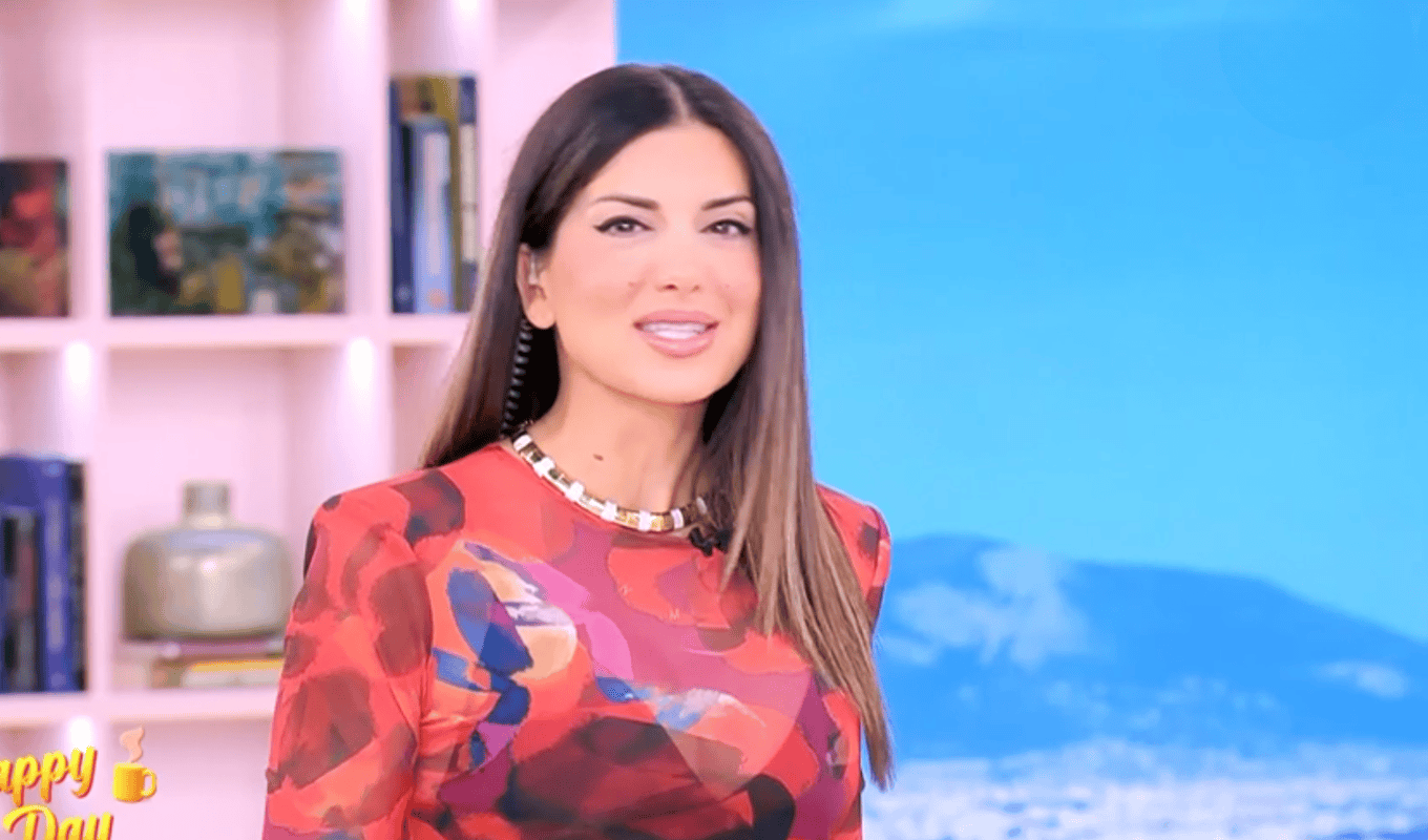 Σταματίνα Τσιμτσιλή: «Δεν αφήνω τα ασήμαντα να μου χαλάνε τη διάθεση – Μαμά τριών παιδιών και γεμάτη ευγνωμοσύνη»