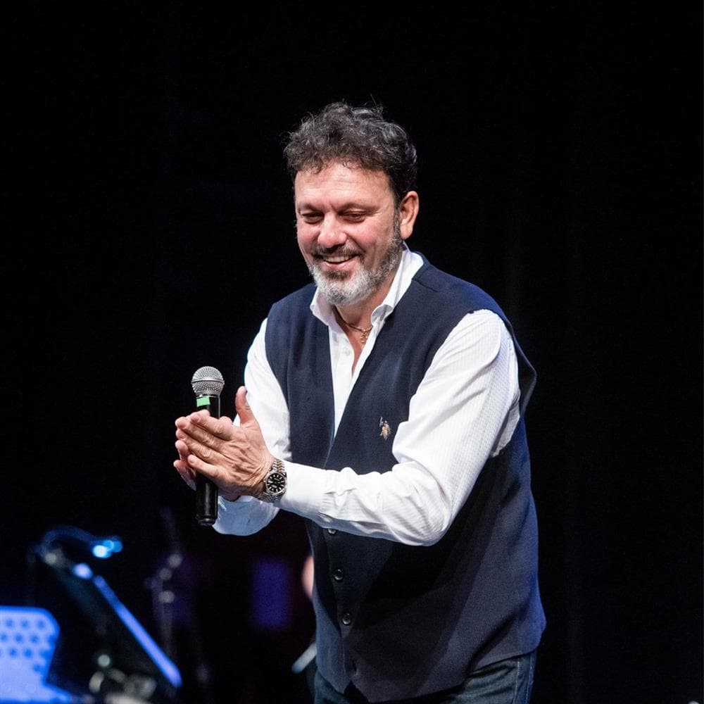 Στάθης Αγγελόπουλος: «Δεν τη χτύπησα ποτέ – ο γιος μας ήταν παρών» – Η εξήγησή του για τη σύλληψη και τα όσα έγιναν με την πρώην σύζυγό του