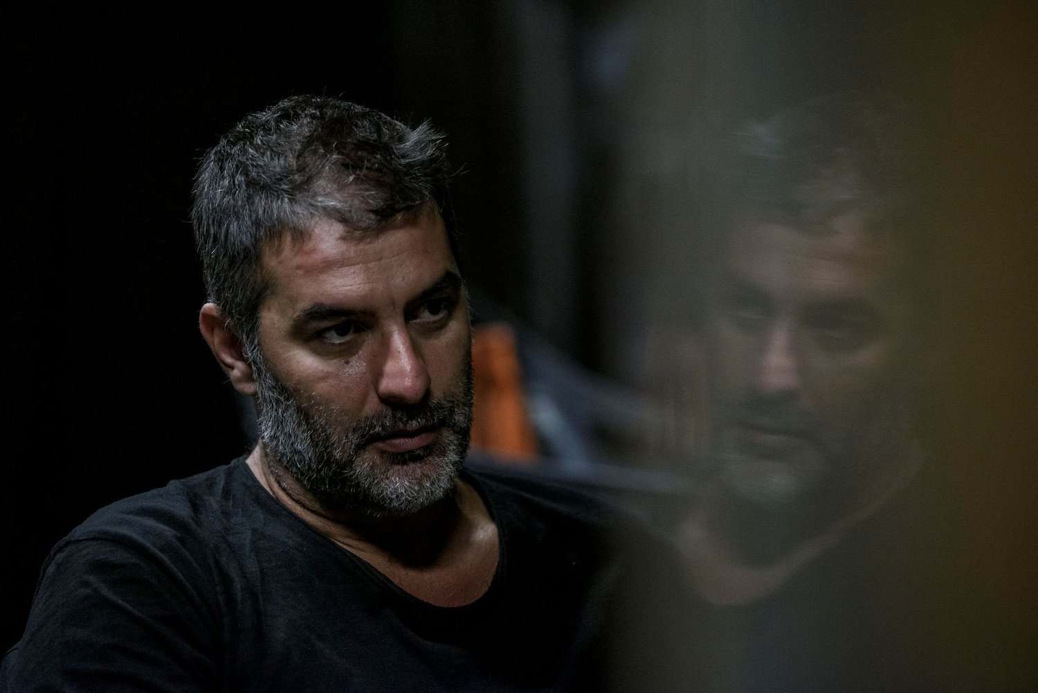 Βασίλης Μπισμπίκης: Τηλεφώνημα συνεργάτιδας της Δέσποινας Βανδή-«Χτυπήθηκαν ένα ή δύο αυτοκίνητα στην οδό Δοϊράνης. Οδηγός ήταν ο κύριος Μπισμπίκης.»