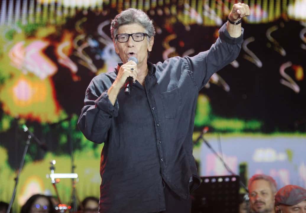 Γιάννης Μπέζος: Η έντονη ενόχληση με  δημοσιογράφo-«Δεν θα απαντήσω σε άλλες ερωτήσεις»