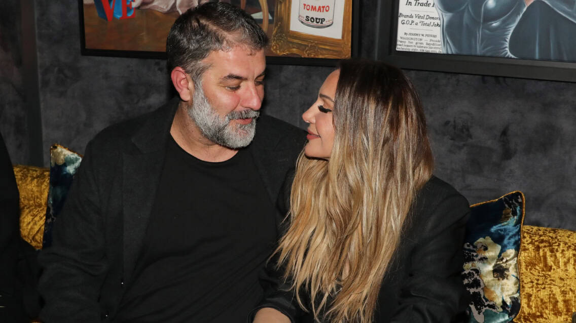 Βασίλης Μπισμπίκης: Παρουσιάστηκε στην Τροχαία μετά από σύγκρουση με παρκαρισμένα οχήματα στη Φιλοθέη