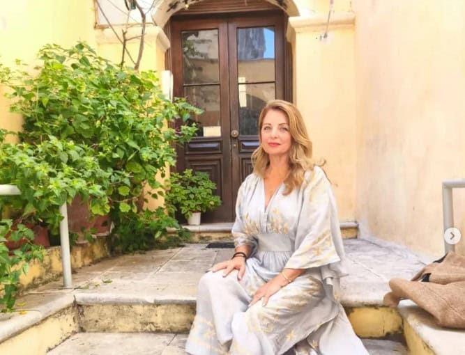 Άντζελα Γκερέκου: Το “θαυματουργό” μυστικό ομορφιάς από τη Μάνη για νεανική επιδερμίδα