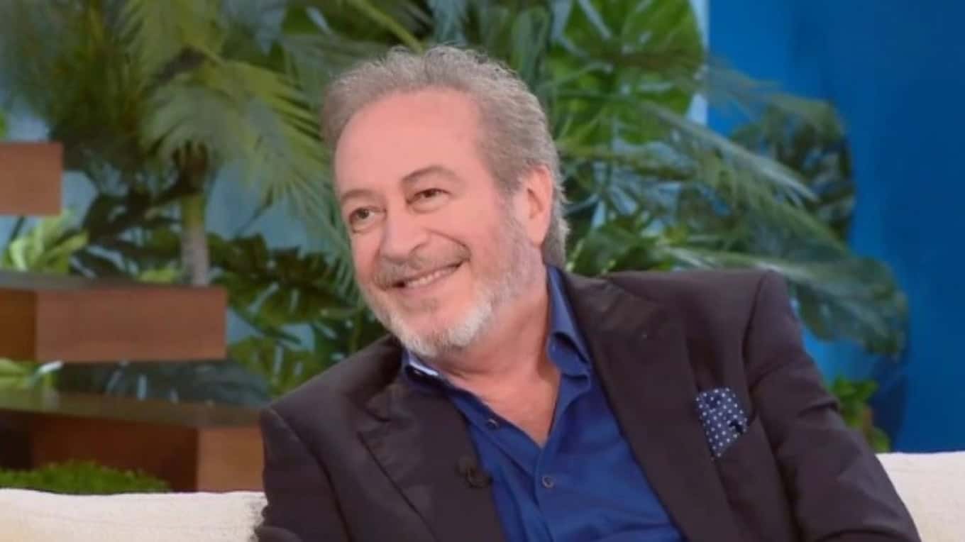 Γρηγόρης Βαλτινός: «Δεν ψωνίστηκα ποτέ, υπήρχαν ωραιότερα αγόρια στη γενιά μου»