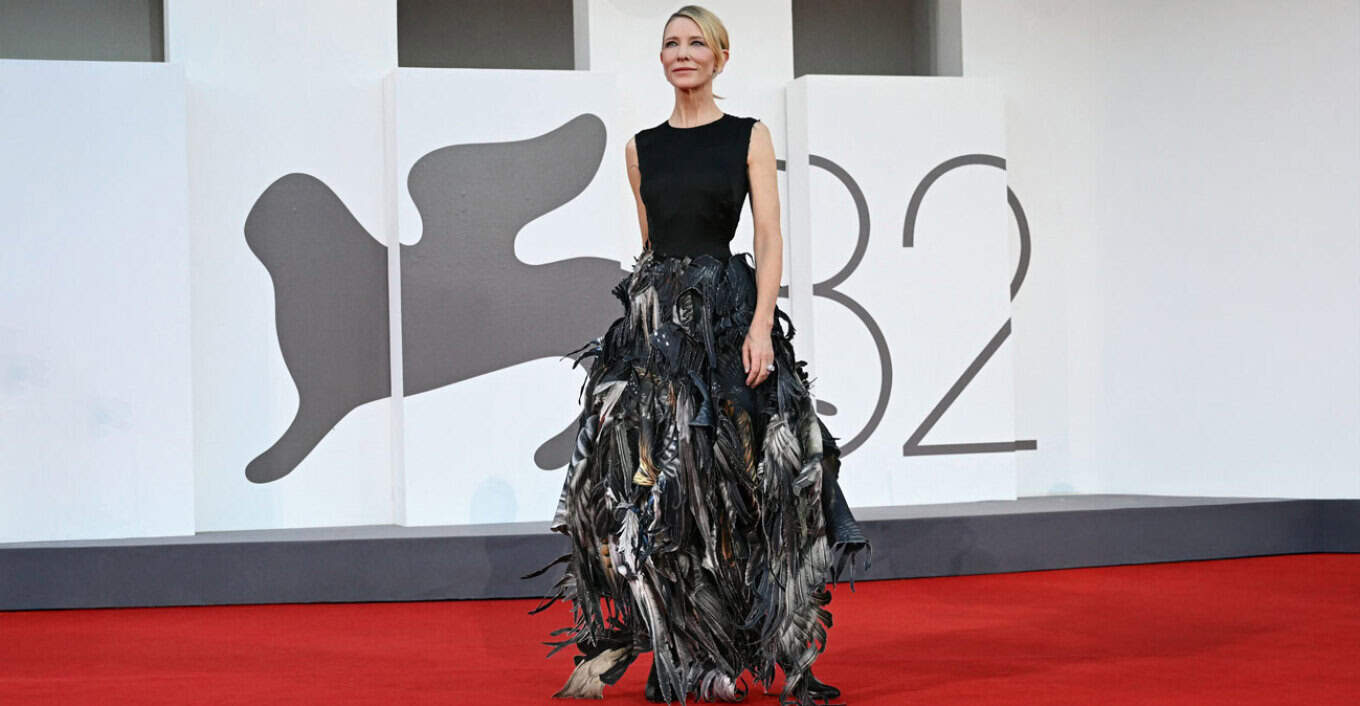 Κέιτ Μπλάνσετ: Χειροκροτήθηκε επί πέντε λεπτά στην πρεμιέρα της ταινίας «Father Mother Sister Brother» στη Βενετία