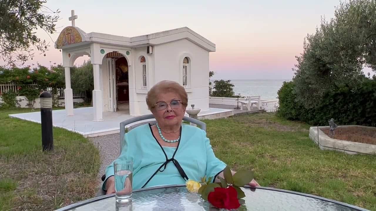 Βέφα Αλεξιάδου: 2.200.000 ευρώ πουλήθηκε η βίλα της στην Χαλκιδική