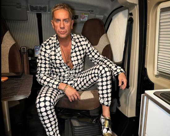 Γιώργος Μαζωνάκης: Ποζάρει ημίγυμνος και αποθεώνεται στο Instagram!