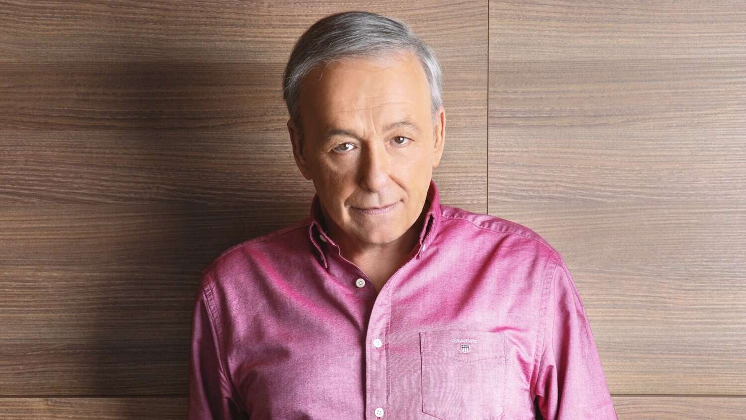 Ανδρέας Μικρούτσικος: «Κλαίγαμε ο ένας στην αγκαλιά του άλλου μπροστά στο φέρετρο του Θάνου»