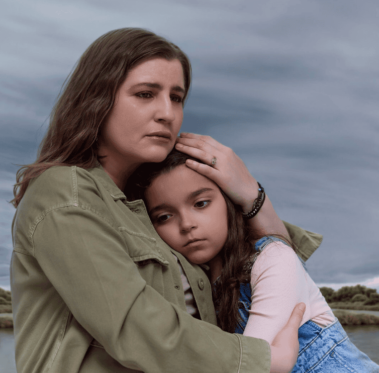 “Να με λες μαμά”: Αποθέωση της σειράς στο Χ μετά την πρεμιέρα στον Alpha. “Είναι ήδη η σειρά της χρονιάς. Εξαιρετική σκηνοθεσία, σενάριο και ερμηνείες!”