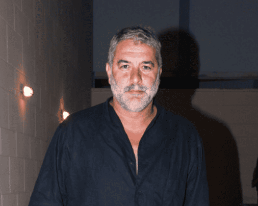 Βασίλης Μπισμπίκης: Συνελήφθη ο ηθοποιός. “Σε μια στροφή κοντά στο σπίτι μου, βρήκα δυο οχήματα αυτό είναι όλο” δήλωσε