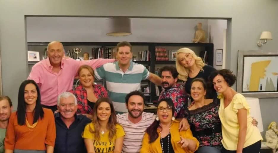 Το σόι σου επιστρέφει! Τριαντάφυλλοι και Χαμπέοι are back!