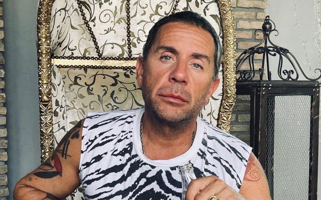 Μαζωνάκης: Παρέμβαση υψηλόβαθμου στελέχους για την υπόθεση – «Σβήστε το αρχείο για τον τραγουδιστή»