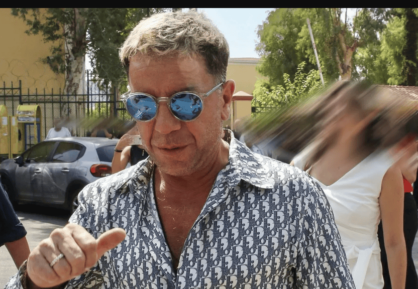 Γιώργος Μαζωνάκης: Οι πρώτες δηλώσεις έξω από το Πρωτοδικείο. «Έκανα μηνύσεις για τον εγκλεισμό μου στο Δρομοκαΐτειο»