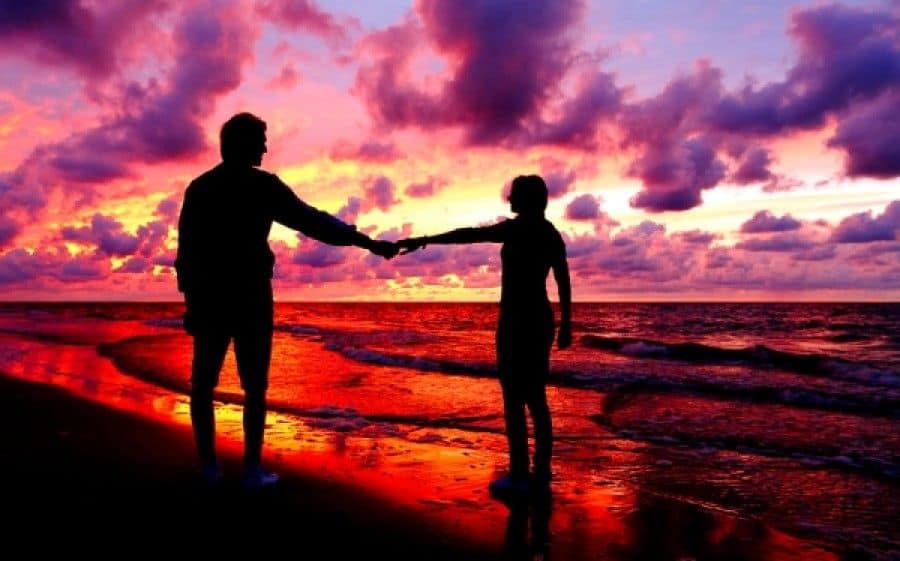 Γιατί κάποιοι δυσκολεύονται να πουν «σ’ αγαπώ» – Ο φόβος πίσω από την πιο απλή φράση του κόσμου