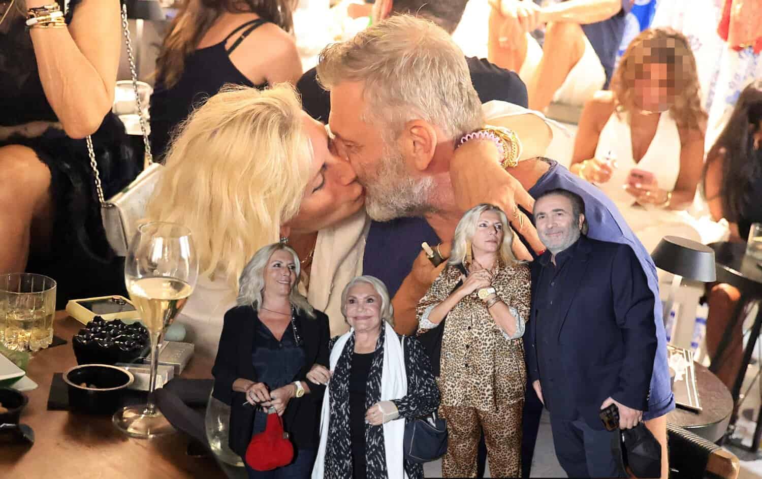 Ιζαμπέλα Αρβανίτη: Ποια είναι η σιδηρά κυρία που ξανάφερε τον έρωτα στη ζωή του Γκλέτσου