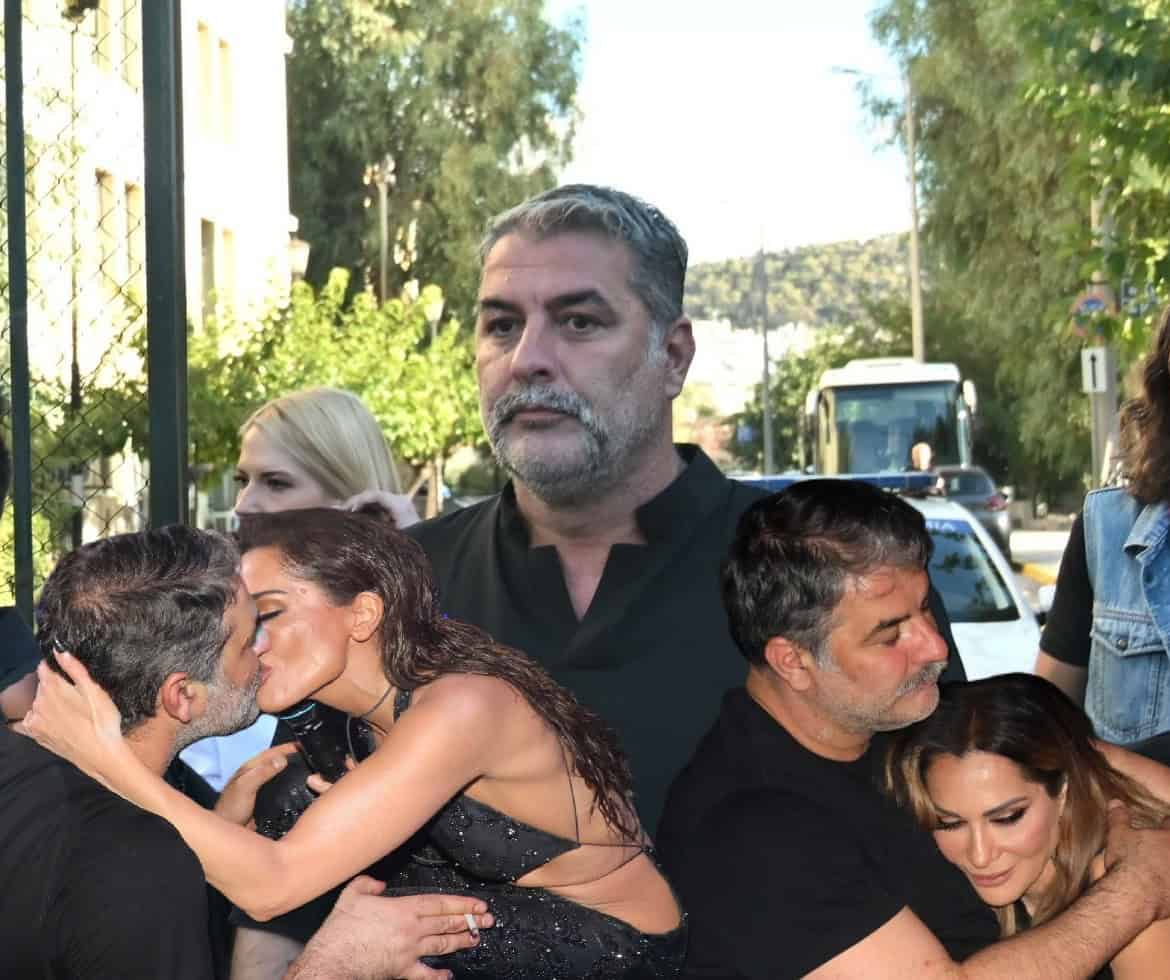 Βασίλης Μπισμπίκης: Κλεισμένος και ράκος στο σπίτι του! Ετοιμάζεται για μηνύσεις