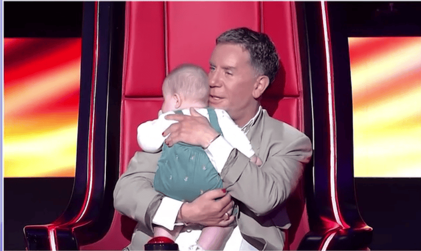 Ο Γιώργος Μαζωνάκης σε ρόλο… μπαμπά! Η πιο γλυκιά σκηνή από το επόμενο επεισόδιο του «The Voice»