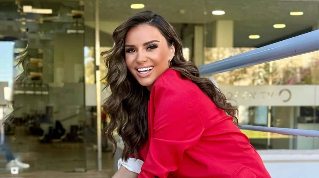 Η Ελένη Τσολάκη μιλά με την αδερφή του Μαζωνάκη: Η συγκινητική επιστροφή του Γιώργου στη σκηνή