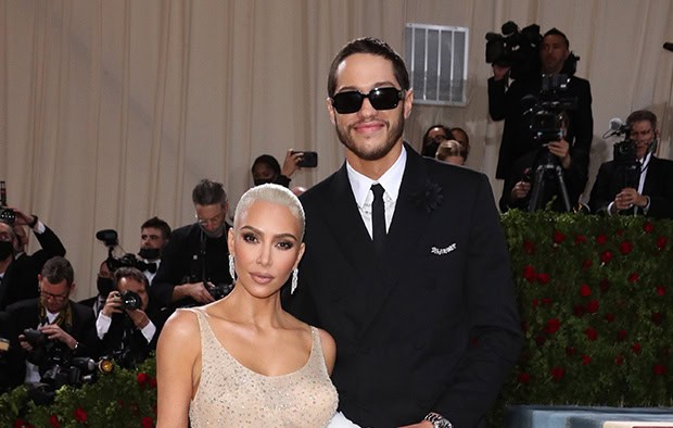 Γιατί χώρισαν η Κιμ Καρντάσιαν και ο Πιτ Ντέιβιντσον – Η αλήθεια πίσω από το τέλος μιας σχέσης που συζητήθηκε όσο καμία