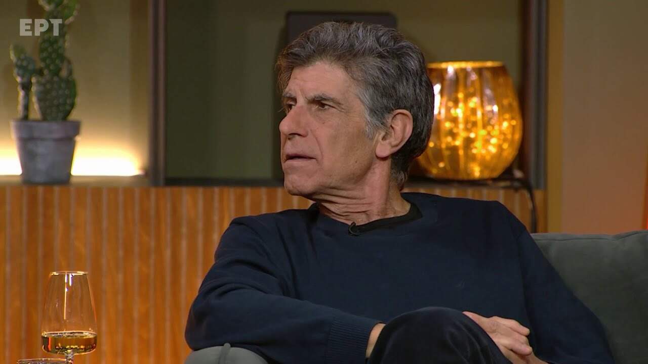 Γιάννης Μπέζος: «Δεν θέλω να είμαι φίλος με την κόρη μου – τα παιδιά χρειάζονται γονείς, όχι παρέες»