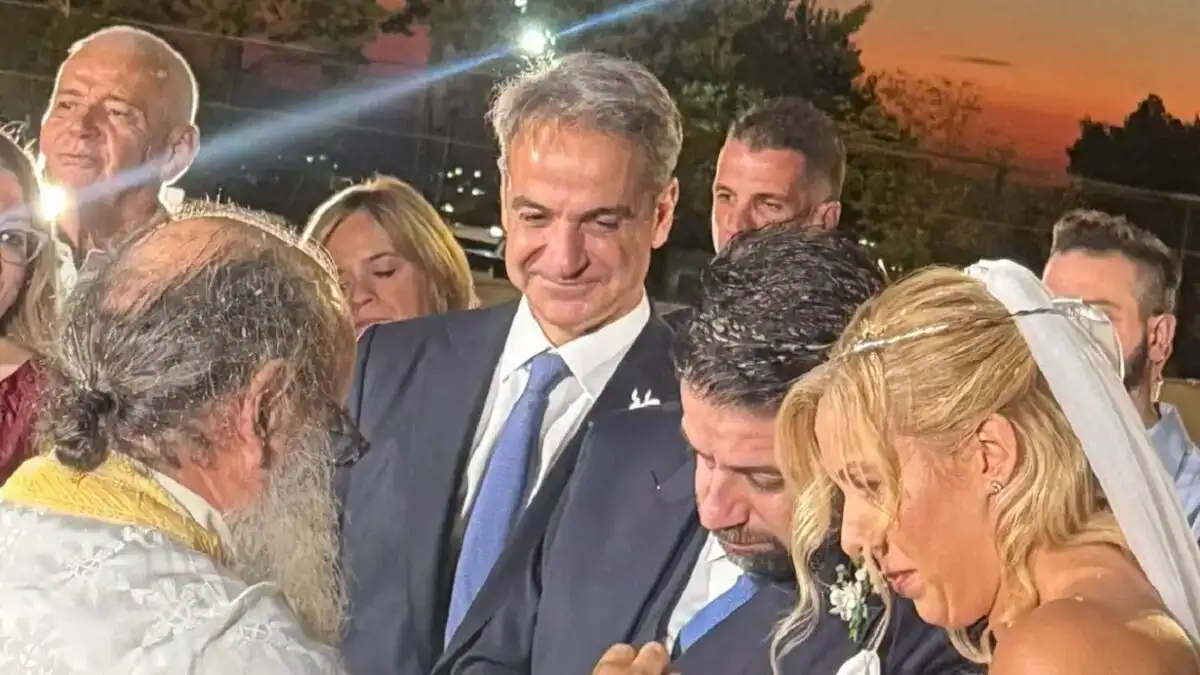 Κυριάκος Μητσοτάκης: Κουμπάρος στον γάμο της κόρης του Γιακουμάτου και του στενού του συνεργάτη