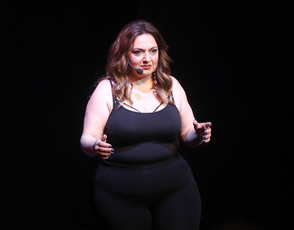 Σοφία Μουτίδου: «Είναι  σεξιστικό να ρωτάτε αν μπορούμε να συνυπάρξουμε τόσες γυναίκες μαζί»