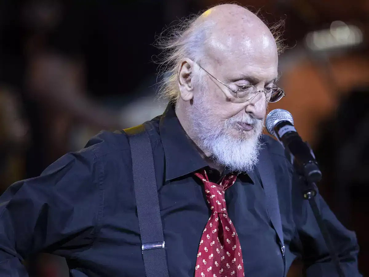 Διονύσης Σαββόπουλος: Νοσηλεύεται σε ιδιωτική κλινική – Οι πρώτες πληροφορίες για την υγεία του