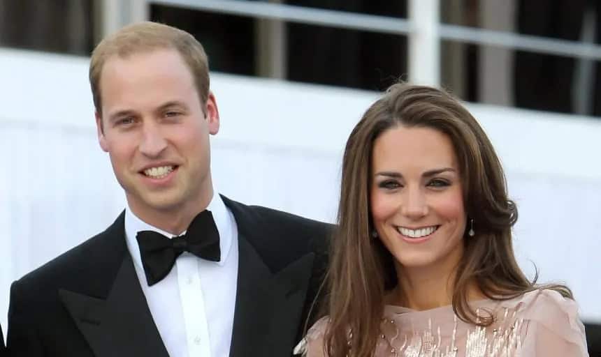 Ο πρίγκιπας Ουίλιαμ και η Κέιτ Μίντλετον υποδέχθηκαν τον πρίγκιπα Χουσεΐν και την πριγκίπισσα Ράτζουα στο Κάστρο του Ουίνδσορ (video)