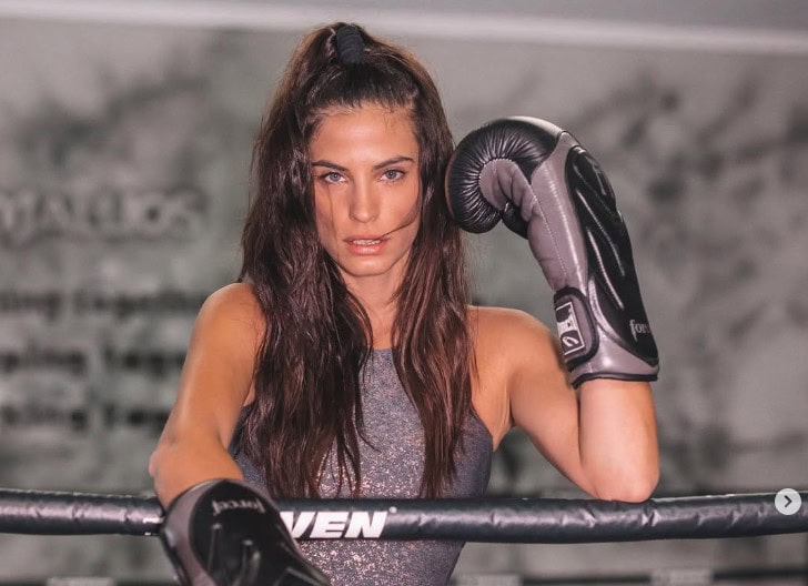 Χριστίνα Μπόμπα: H γυμναστική που ακολουθεί για να έχει καλλίγραμμη σιλουέτα