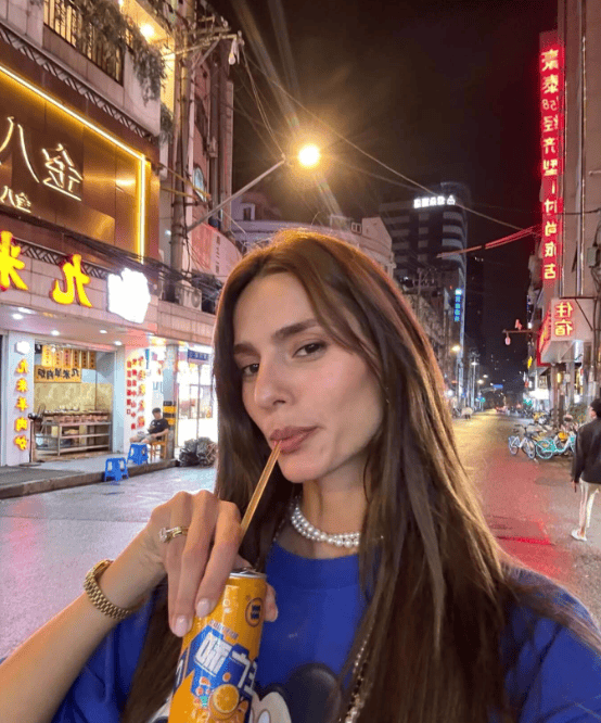 Ηλιάνα Παπαγεωργίου: Από το Πεκίνο στη Σαγκάη – Το ταξίδι της στην καρδιά της Κίνας