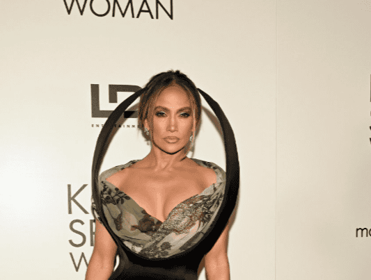 Τζένιφερ Λόπεζ & Μπεν Άφλεκ: Η απρόσμενη επανένωση στο κόκκινο χαλί που “άναψε φωτιές” στο Χόλιγουντ!