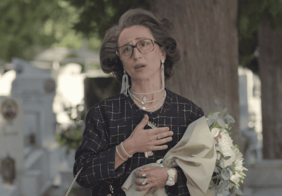 Γιώργος Καπουτζίδης: Αποθέωση στο Twitter για την «ίντερσεξ θεία Σταματίνα» στις «Σέρρες»