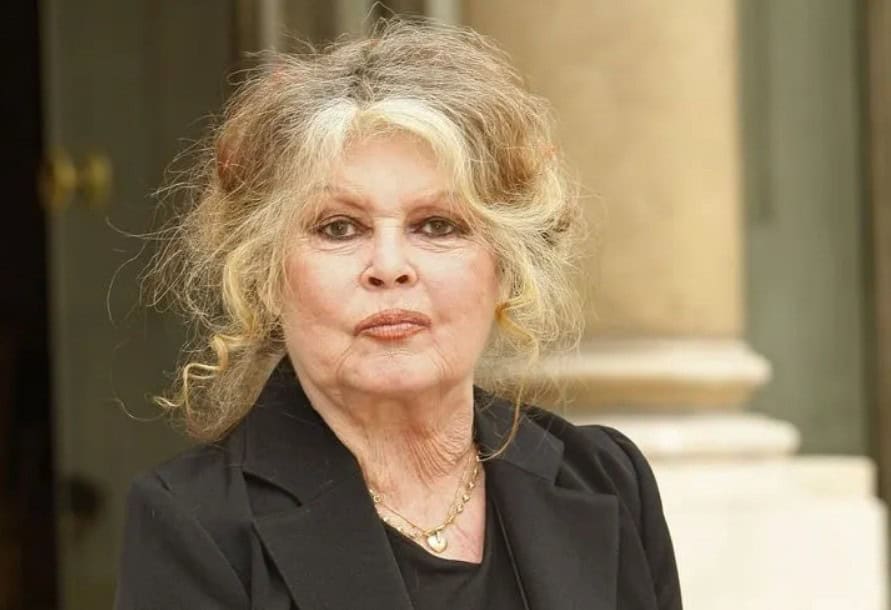 Μπριζίτ Μπαρντό: Ξεσπά για τις φήμες θανάτου της, «Δεν ξέρω ποιος ηλίθιος έγραψε αυτήν την είδηση»