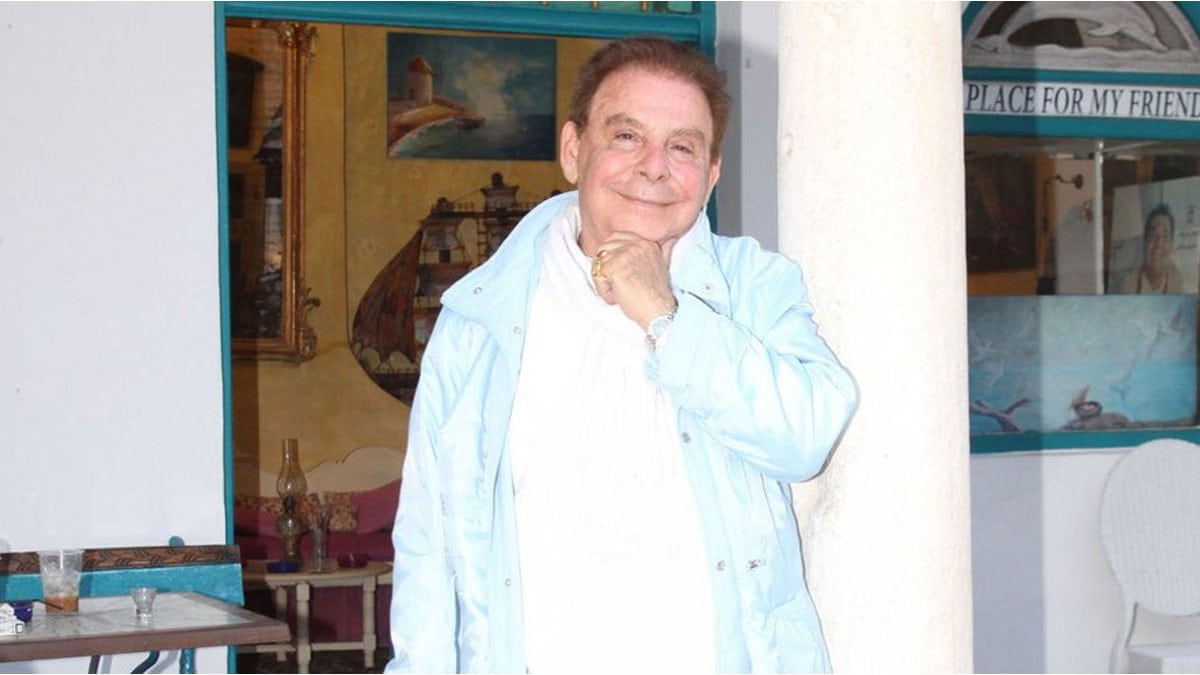 Η απίστευτη περιουσία του Γιάννη Γαλάτη: Πουλάει την πολυκατοικία του στη Ραφήνα έναντι 600.000 ευρώ
