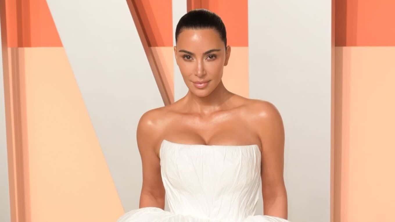 Kim Kardashian: Ξέσπασε κατά των μέντιουμ για την αποτυχία στις εξετάσεις – «Μην πιστεύετε τίποτα από ό,τι λένε»