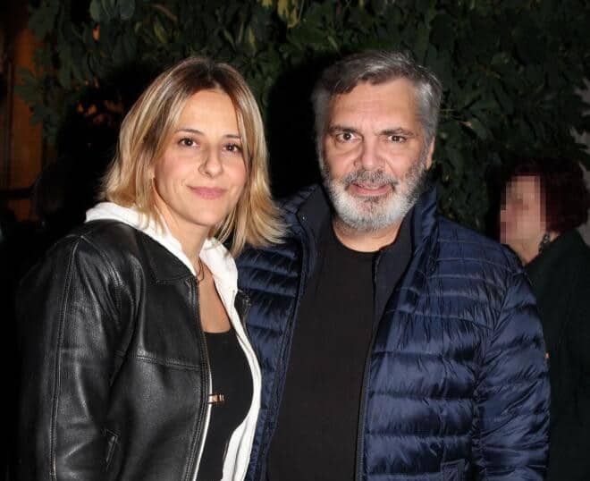 Άλκης Κούρκουλος: Η σπάνια εμφάνιση με τη σύντροφό του – και ο λόγος που λέει “όχι” στον γάμο