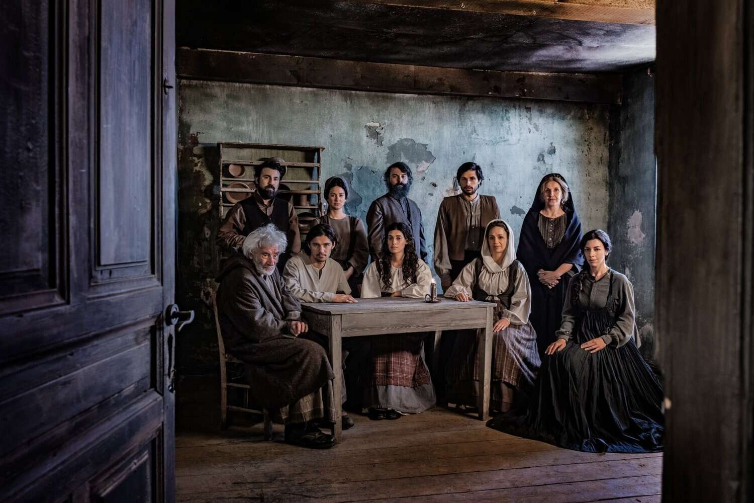 «ΟΙ ΑΘΩΟΙ»: Έρχεται στις αρχές του 2026 στο Mega-Ποιοι πρωταγωνιστούν!