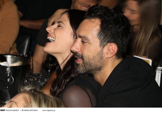 Χριστίνα Μπόμπα: «Ήξερα πως ο Σάκης θα γίνει εξαιρετικός πατέρας» -«Τον χαζεύω με τα παιδιά μας και τον ερωτεύομαι ξανά»