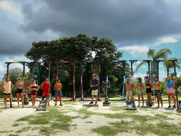 Survivor: Ρεκόρ συμμετοχών και μεγάλες αλλαγές – Πώς τοποθετήθηκε ο κωμικός Αλέξανδρος Τσουβέλας