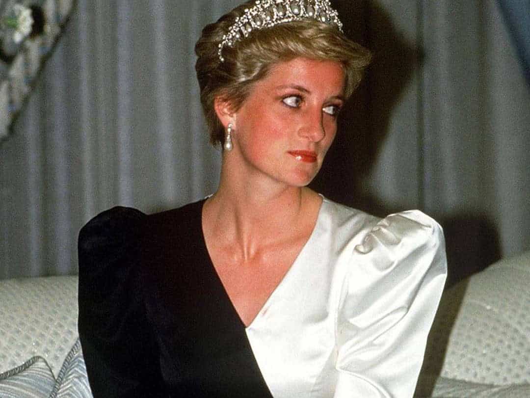 Νέα «καταιγίδα» για το BBC: Αποκαλύψεις για πολυετή συγκάλυψη γύρω από τη συνέντευξη της πριγκίπισσας Νταϊάνα