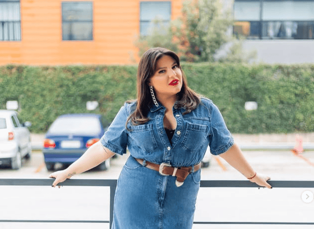 Δανάη Μπάρκα: Η θεραπεία που αναζωογονεί  τα μαλλιά της είναι η απόλυτη τάση (Βίντεο)