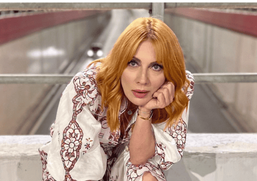 Σμαράγδα Καρύδη: Μιλά με συγκίνηση για τον πατέρα της, Ντίνο – «Ήμουν προετοιμασμένη για τον θάνατό του»