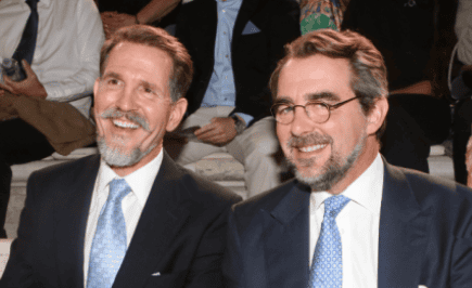 Νικόλαος και Παύλος Ντε Γκρες: Σε φιλανθρωπικό bazaar του Σωματείου «ΕΛΙΖΑ» – «Φόρεσε την καρδιά – Πέρασε το μήνυμα»