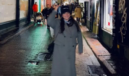 Οργώνει την Ευρώπη η Μπάρκα: Η νέα φωτογραφία με τον σύντροφό της!