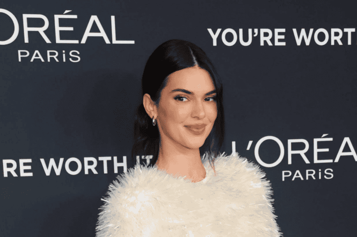 Cloud Dancer: Η Κένταλ Τζένερ υπογράφει την πιο avant-garde εκδοχή του χρώματος του 2026