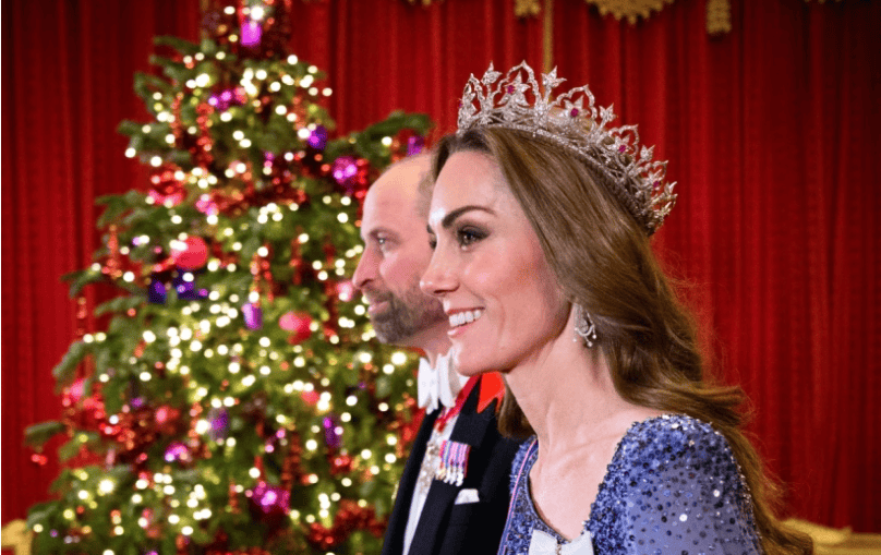 Κέιτ Μίντλετον: Υπέρλαμπρη παρουσία, βγαλμένη από παραμύθι, φορώντας τιάρα με 2.600 διαμάντια!