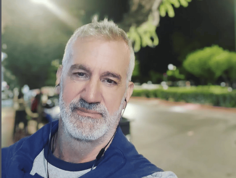 Χρήστος Μάντακας: Το αυτοάνοσο και η ανατροπή στην καθημερινότητά του – «Θα μπορούσα να είχα… φύγει»