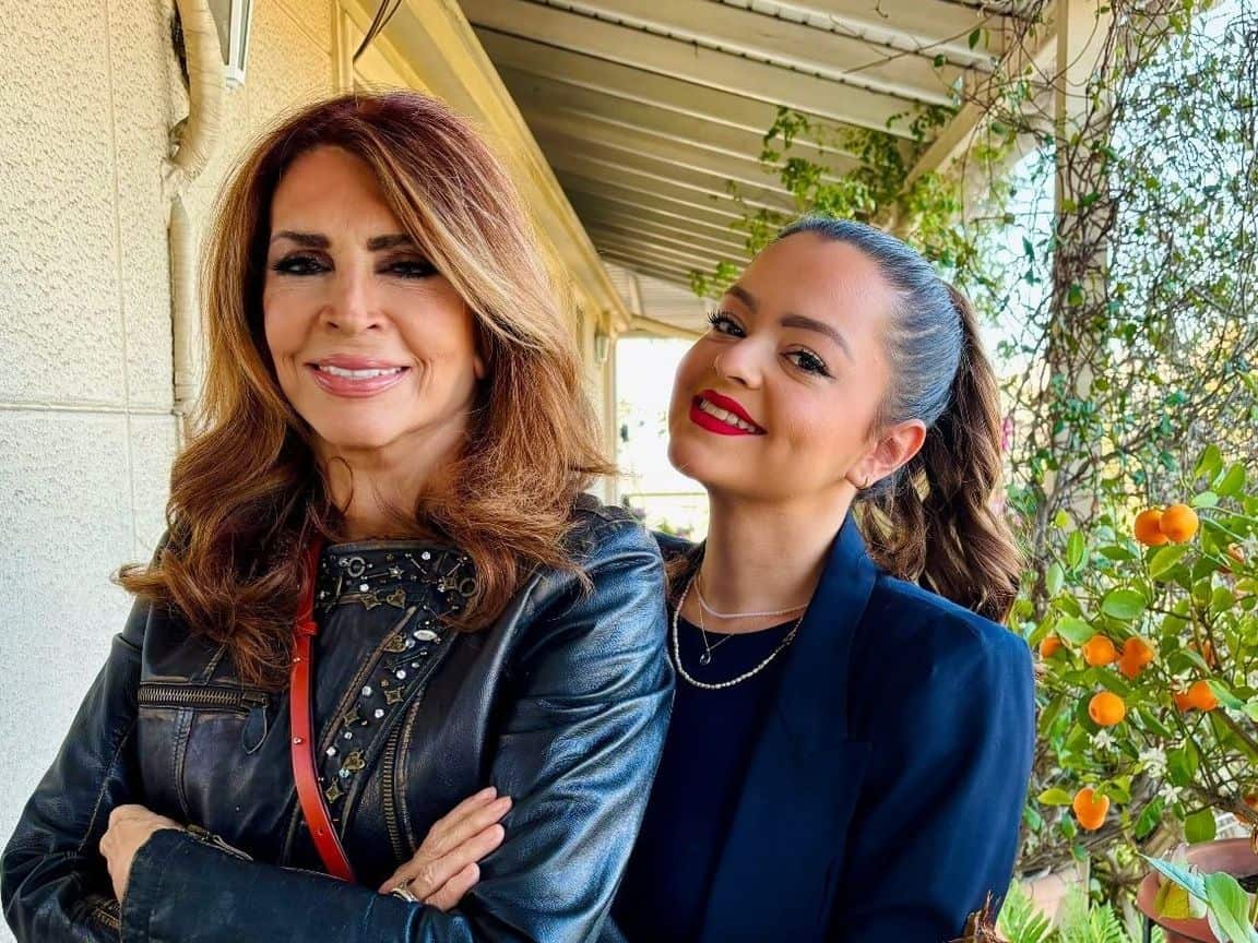 Μιμή Ντενίση για την κόρη της: Αυτό το «τέρας» η Μαριτίνα με εμπόδισε να έχω κι άλλα παιδιά, είναι πάρα πολύ ζηλιάρα