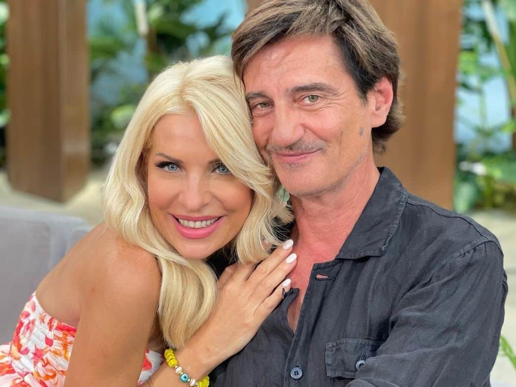 Ελένη Μενεγάκη: Έκανε unfollow τον Θοδωρή Κουτσογιαννόπουλο – Τι συμβαίνει;