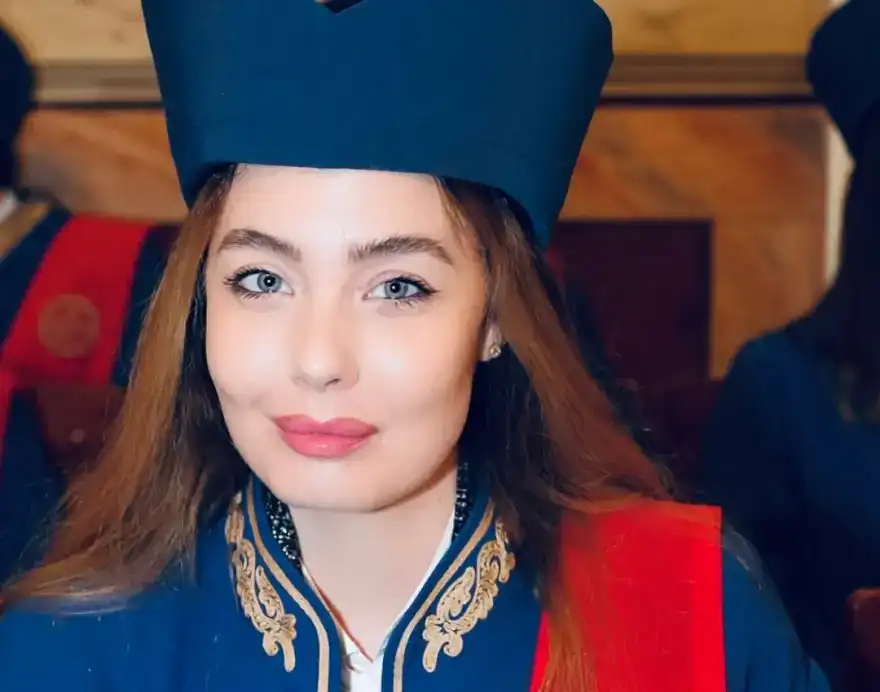 Αντωνία Καλλιμούκου για το πτυχίο Νομικής: Ευχαριστώ την Παναγιά και τον γλυκό Χριστό