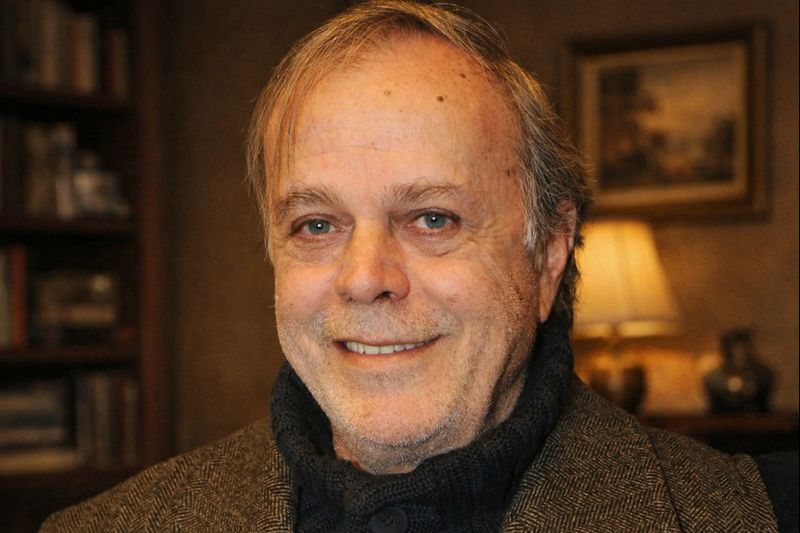 Χρήστος Πολίτης: Για πρώτη φορά αδημοσίευτη φωτογραφία από το σαλόνι του σπιτιού του